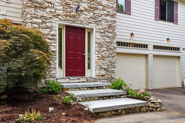 365 Kearney Circle, Manchester, NH 03104