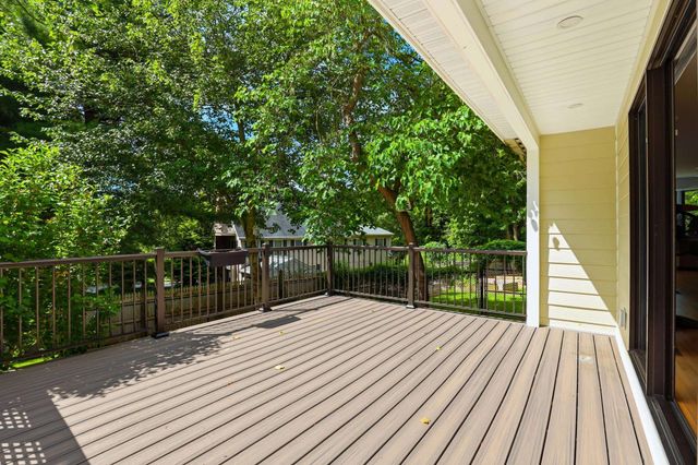 365 Kearney Circle, Manchester, NH 03104