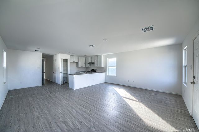 14330 Llama PL, San Antonio, TX 78252
