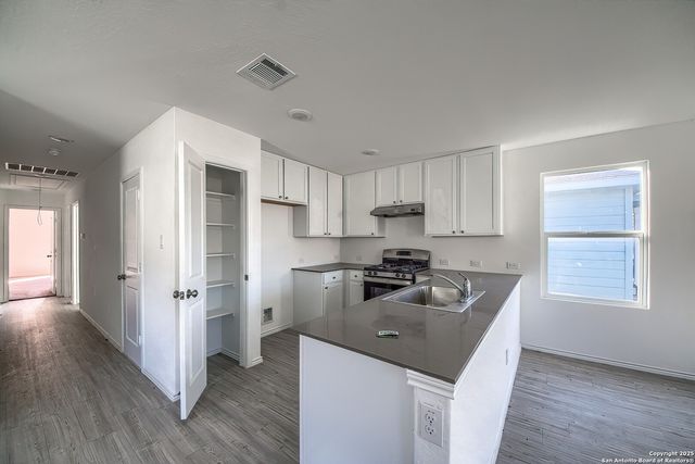 14330 Llama PL, San Antonio, TX 78252