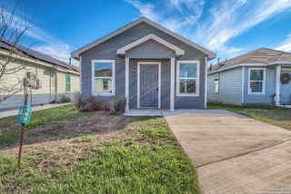 14330 Llama PL, San Antonio, TX 78252
