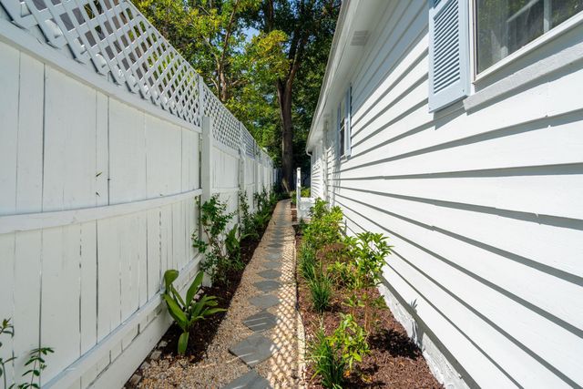 721 Royall Avenue, Mount Pleasant, SC 29464