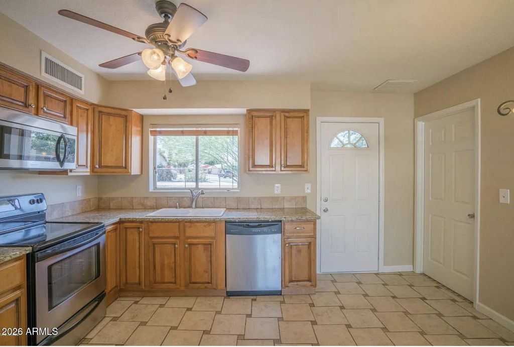 Image 1 of property listing at 704 N ELM Street, Buckeye, AZ 85326