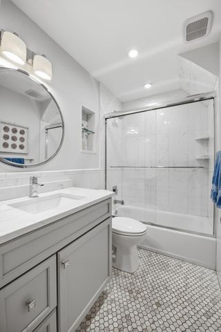 111 Shore Court 305-C, North Palm Beach, FL 33408