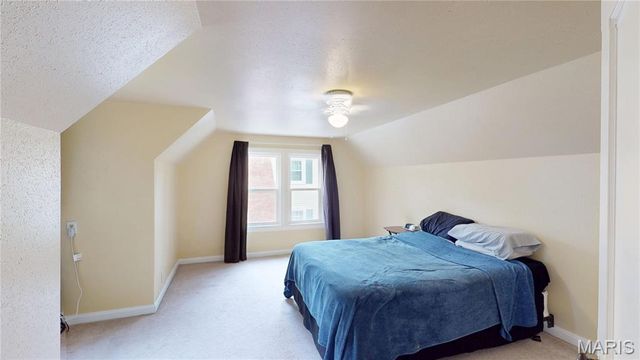 615 E Oak Street, Greenville, IL 62246
