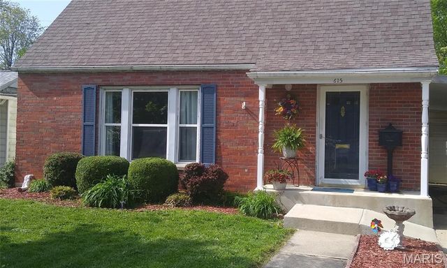 615 E Oak Street, Greenville, IL 62246