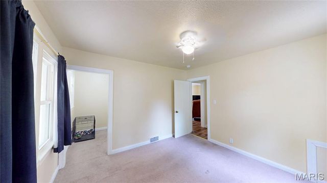 615 E Oak Street, Greenville, IL 62246