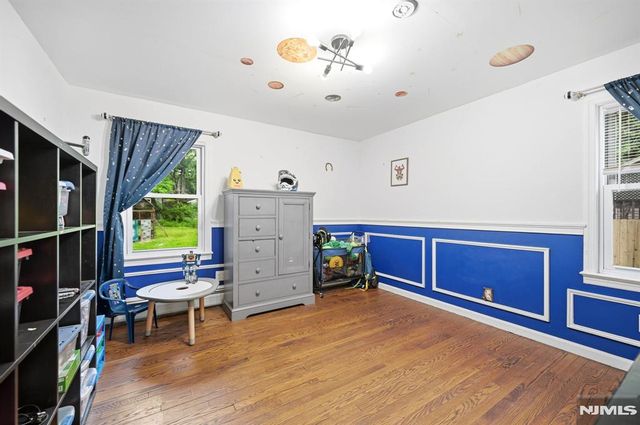 19 Fredericks Street, Wanaque, NJ 07465