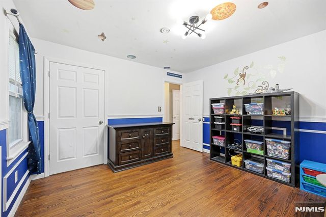 19 Fredericks Street, Wanaque, NJ 07465