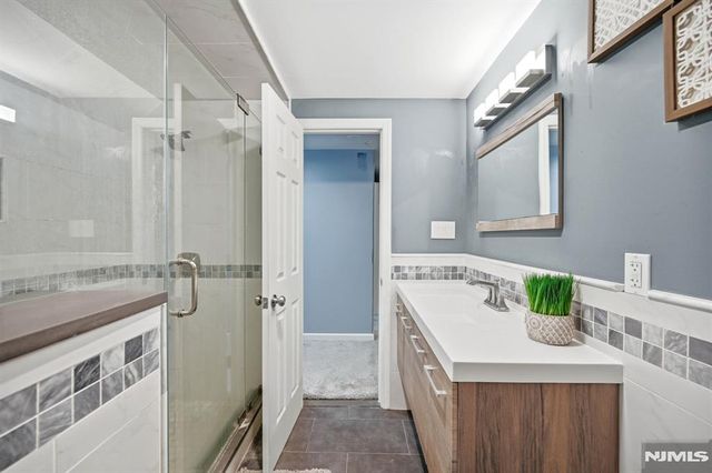 19 Fredericks Street, Wanaque, NJ 07465