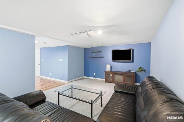19 Fredericks Street, Wanaque, NJ 07465
