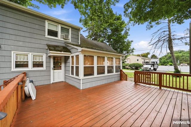 19 Fredericks Street, Wanaque, NJ 07465