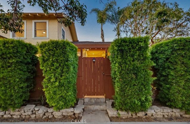 200 Termino Avenue, Long Beach, CA 90803