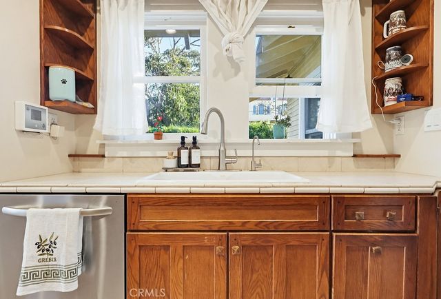 200 Termino Avenue, Long Beach, CA 90803