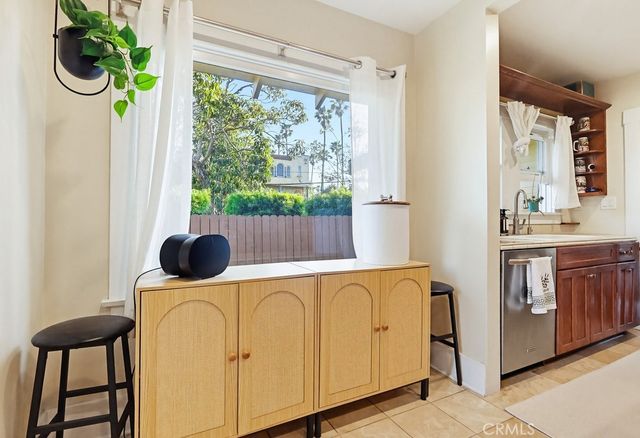 200 Termino Avenue, Long Beach, CA 90803