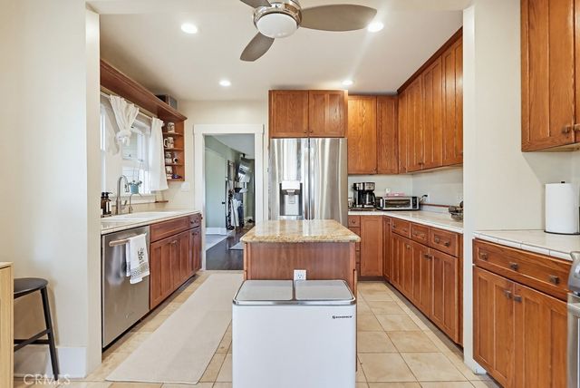 200 Termino Avenue, Long Beach, CA 90803