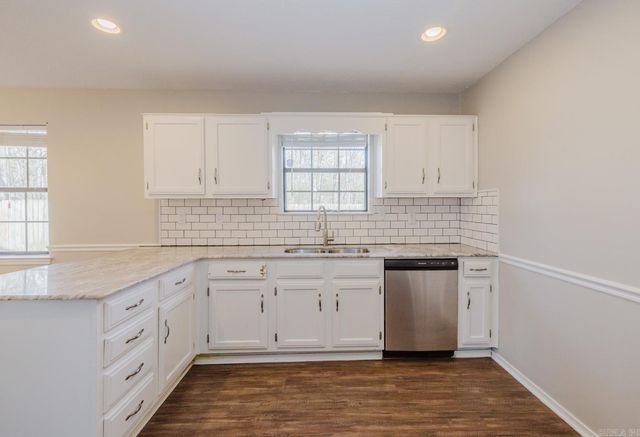2306 Chelsea Drive, Bryant, AR 72022