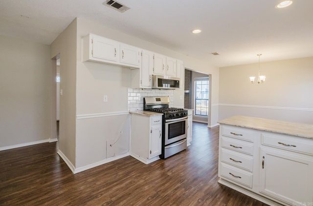 2306 Chelsea Drive, Bryant, AR 72022