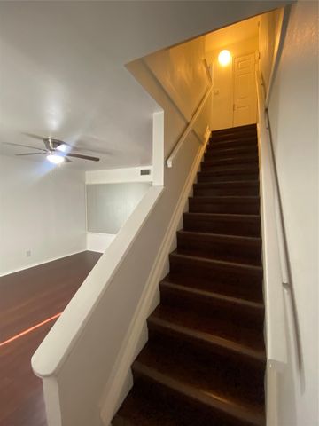 21461 Coyote TRL 4, Lago Vista, TX 78645
