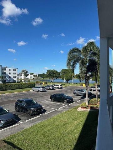 2028 Exeter B 2028, Boca Raton, FL 33434