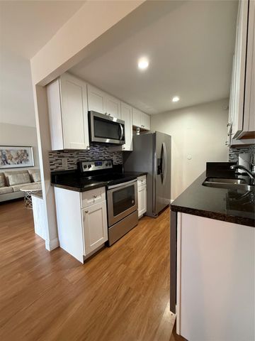 2028 Exeter B 2028, Boca Raton, FL 33434