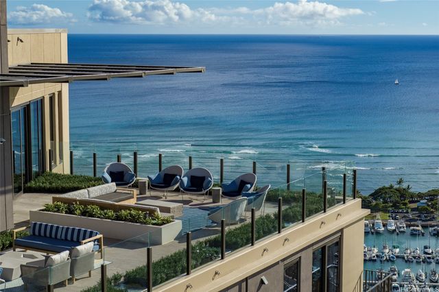 987 Queen Street 701, Honolulu, HI 96814