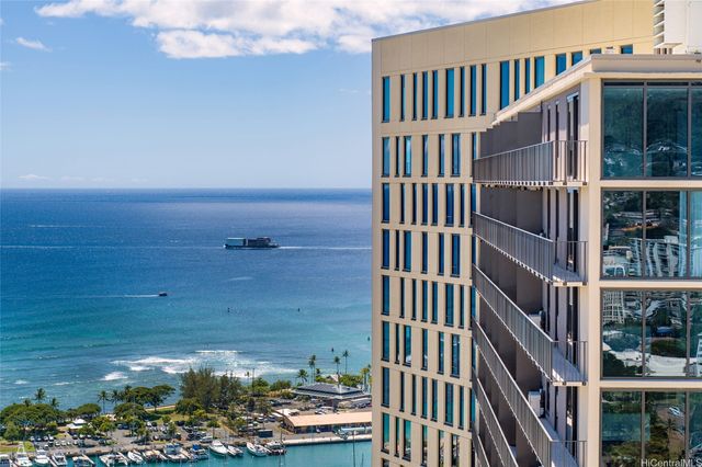 987 Queen Street 701, Honolulu, HI 96814