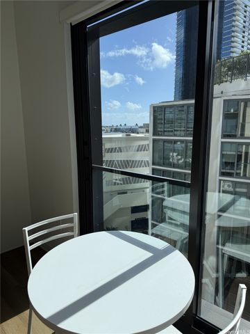 987 Queen Street 701, Honolulu, HI 96814