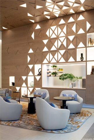 987 Queen Street 701, Honolulu, HI 96814