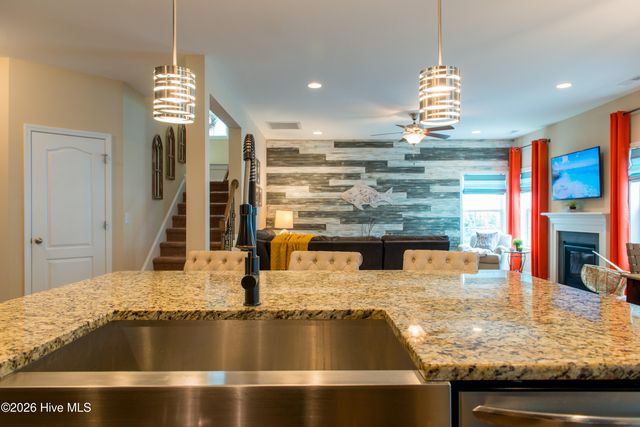232 Trisail Terrace, Wilmington, NC 28412