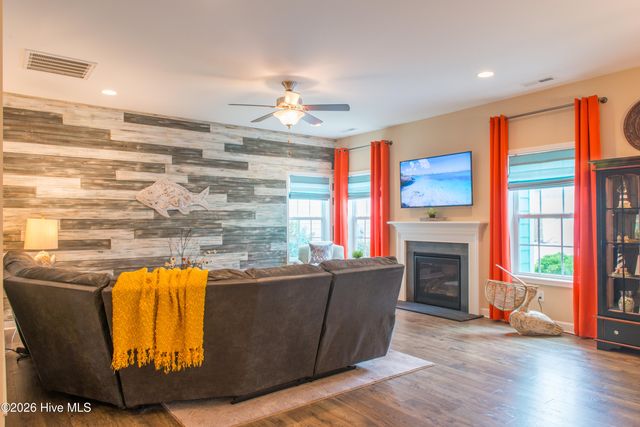 232 Trisail Terrace, Wilmington, NC 28412
