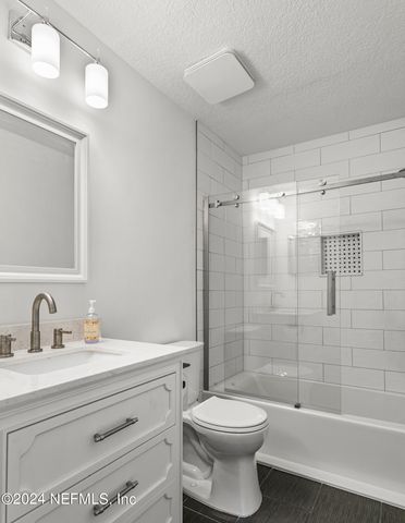 8621 GOODBYS TRACE Drive, Jacksonville, FL 32217