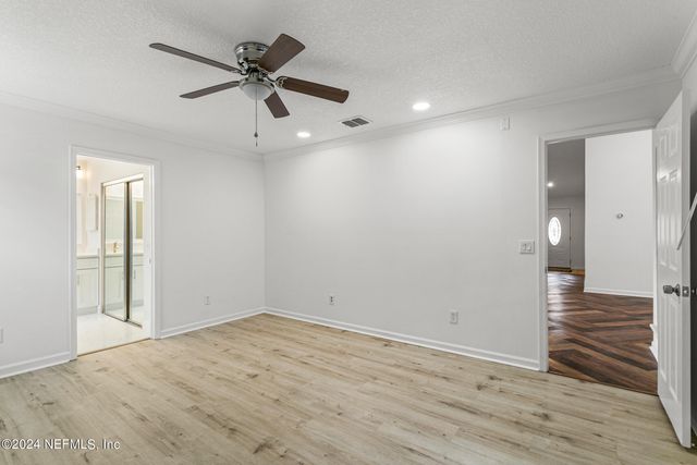 8621 GOODBYS TRACE Drive, Jacksonville, FL 32217