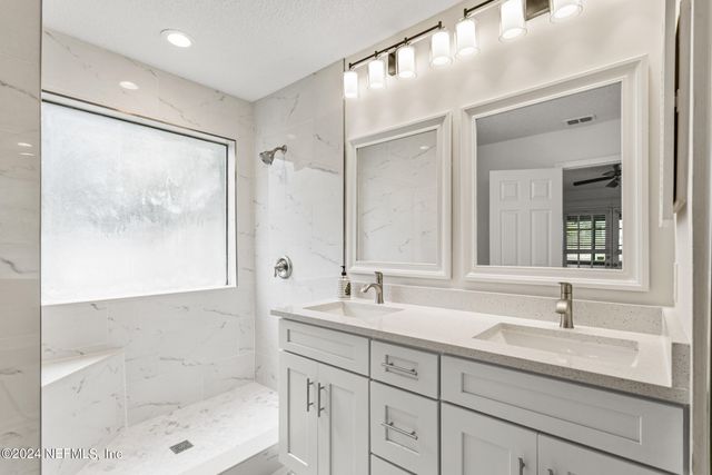 8621 GOODBYS TRACE Drive, Jacksonville, FL 32217