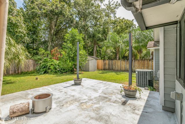 8621 GOODBYS TRACE Drive, Jacksonville, FL 32217