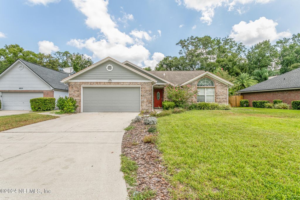 8621 GOODBYS TRACE Drive, Jacksonville, FL 32217