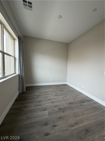 11831 Giroma Avenue, Las Vegas, NV 89138