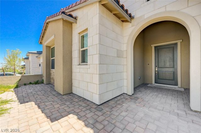 11831 Giroma Avenue, Las Vegas, NV 89138