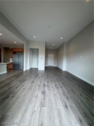 11831 Giroma Avenue, Las Vegas, NV 89138