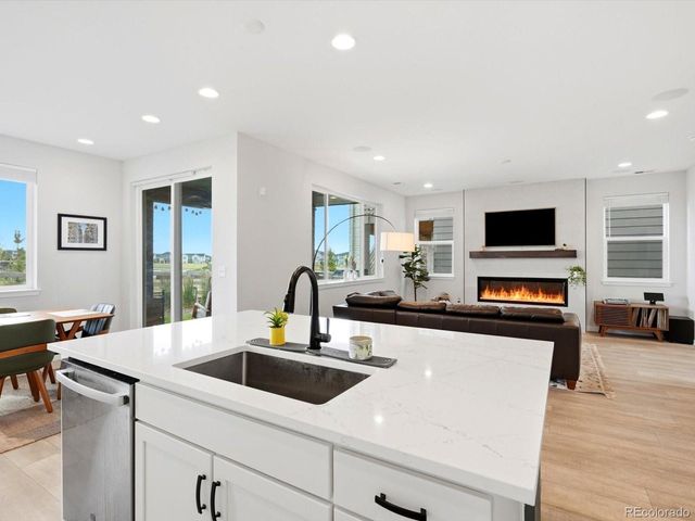 8565 Butte Creek St, Littleton, CO 80125