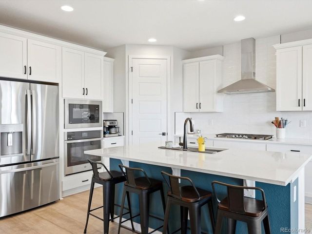 8565 Butte Creek St, Littleton, CO 80125