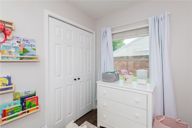 1221 Warwick Drive, Miamisburg, OH 45342