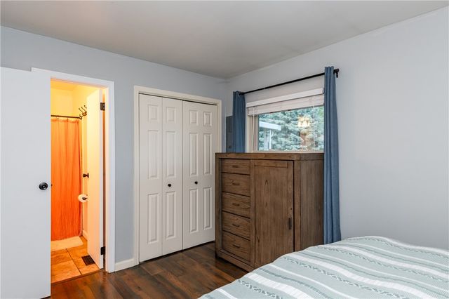 1221 Warwick Drive, Miamisburg, OH 45342