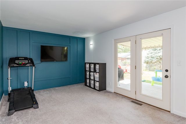 1221 Warwick Drive, Miamisburg, OH 45342