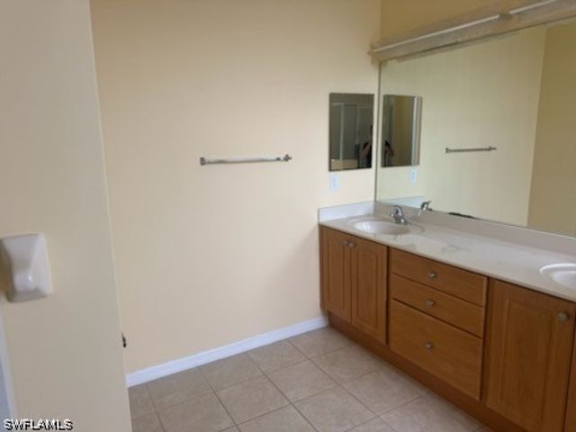 15622 Summit Place CIR 395, Naples, FL 34119