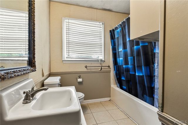 47 Booth, Northport, AL 35473