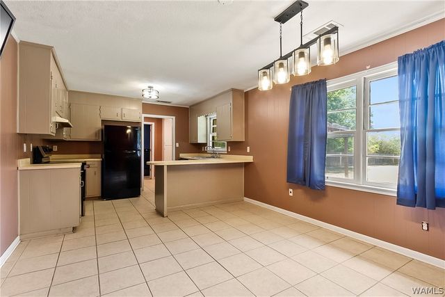 47 Booth, Northport, AL 35473