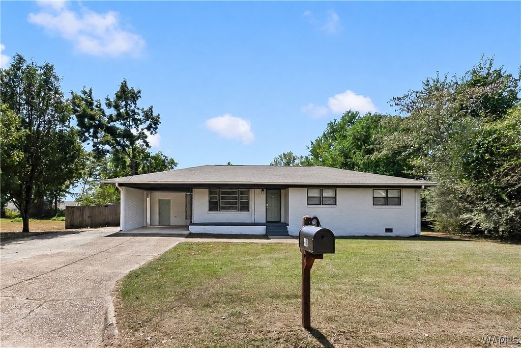 47 Booth, Northport, AL 35473