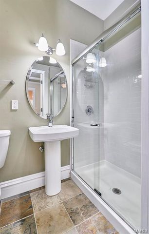 3863 Utah Place, St Louis, MO 63116