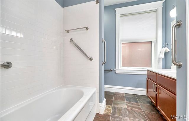 3863 Utah Place, St Louis, MO 63116